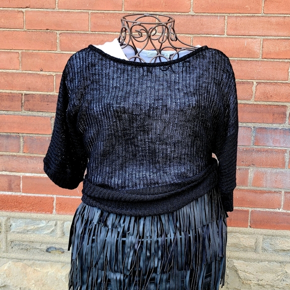 Sweater T-shirt - Picture 1 of 4